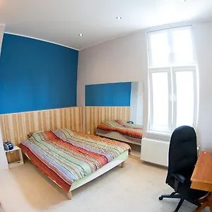 Classic With Private Sauna In Old Town Apartament
