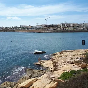 https://ocean-view-apartment-1.hotelssaintjulians.com
