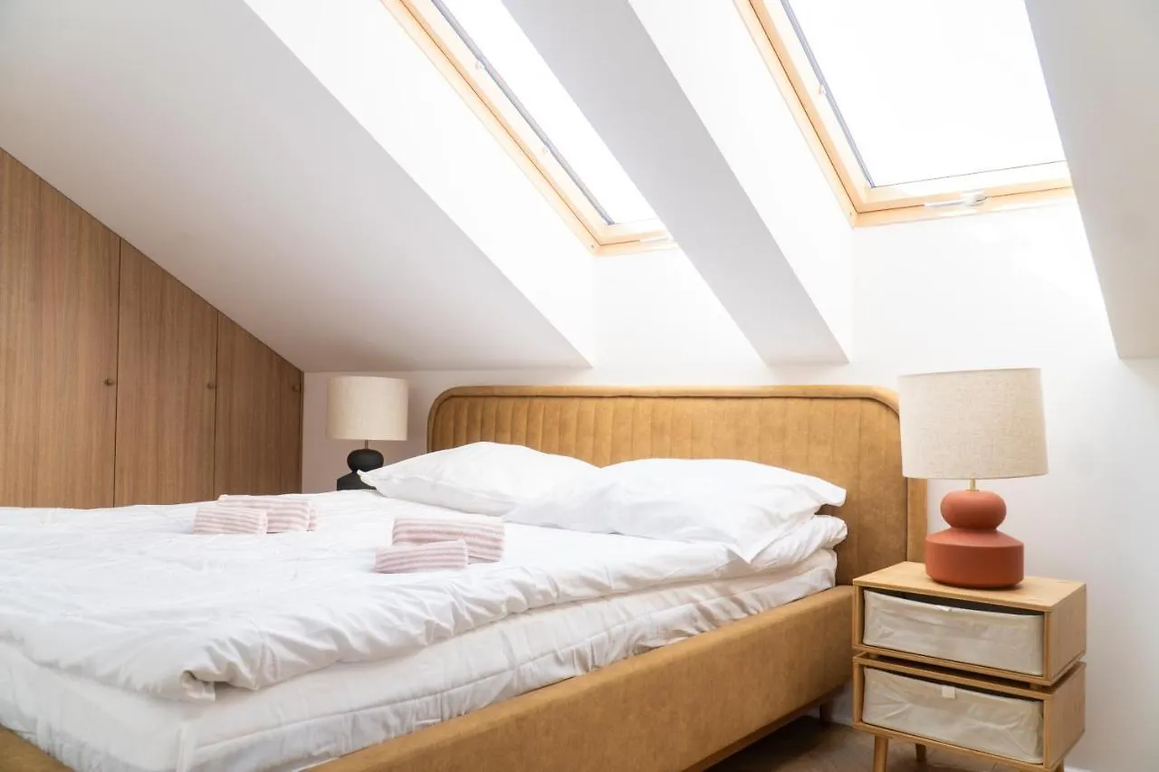 Old Town Gem Designer Apartment - Centre Location - Families - Remote Work Gdansk 0*,  Poland