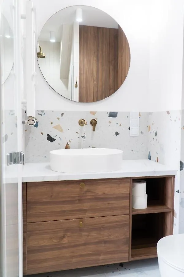 Old Town Gem Designer Apartment - Centre Location - Families - Remote Work Gdansk